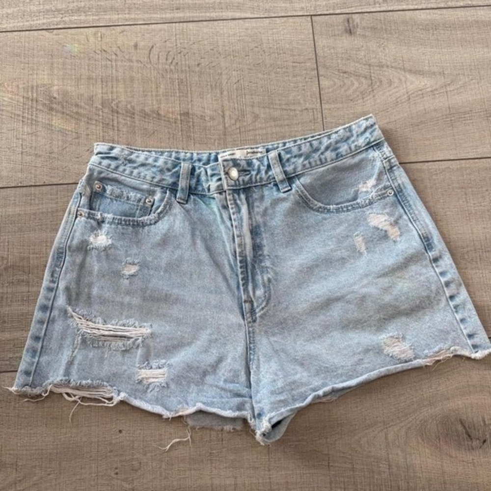Light Wash Distressed Denim‎ Shorts High Rise